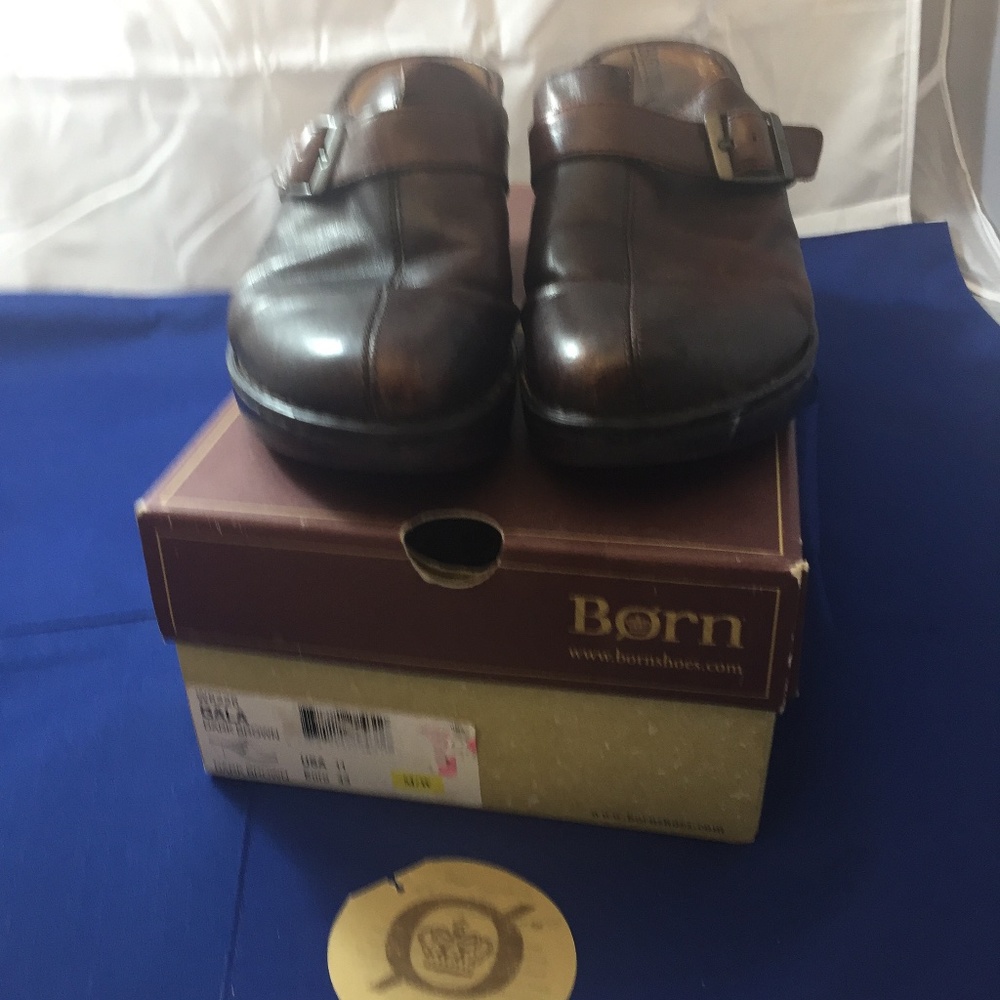 Born Brand Leather Shoes USA Size 11/Euro 43 M'/W